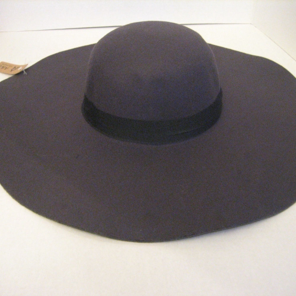 A & O International Dark Grey Felt Floppy Hat NWWT